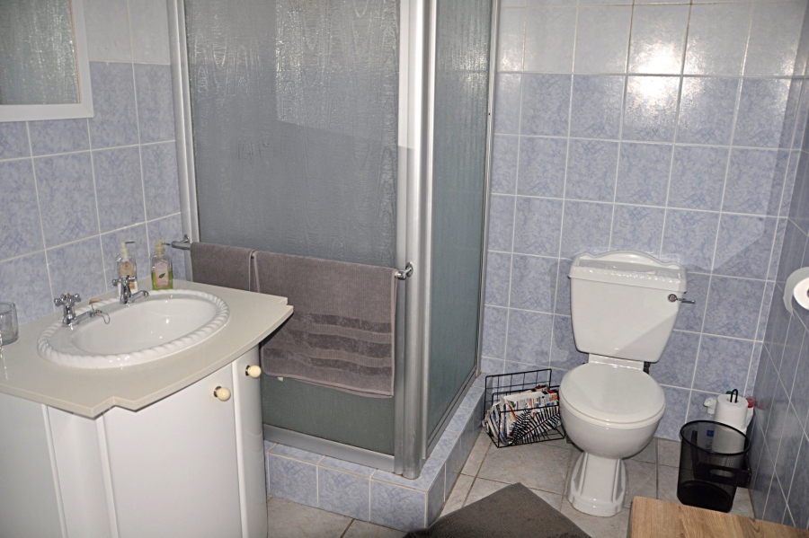 2 Bedroom Property for Sale in Hersham Western Cape